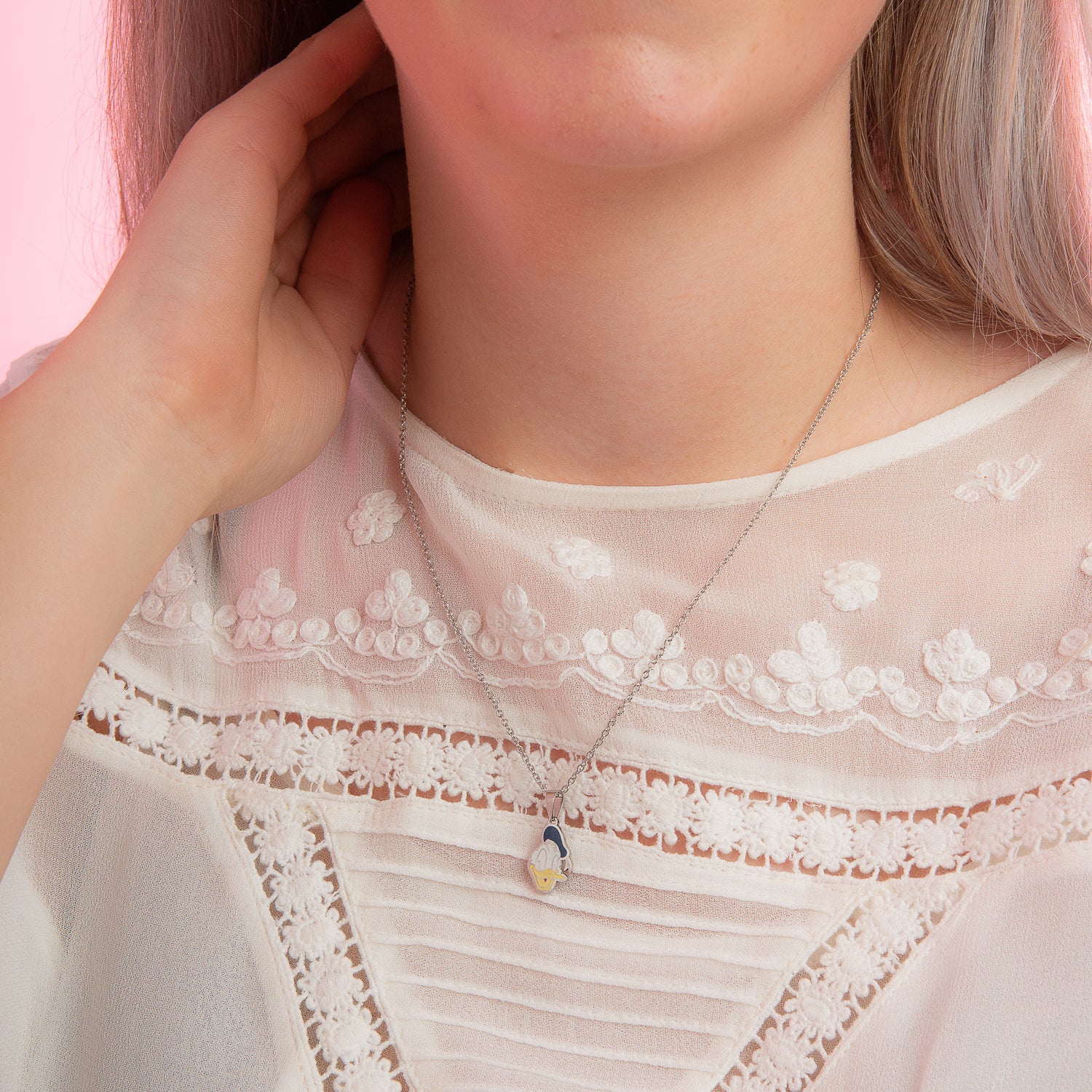 Disney_Donald_Duck_Enamel_Stainless_Steel_Necklace_Couture_Kingdom_Mode