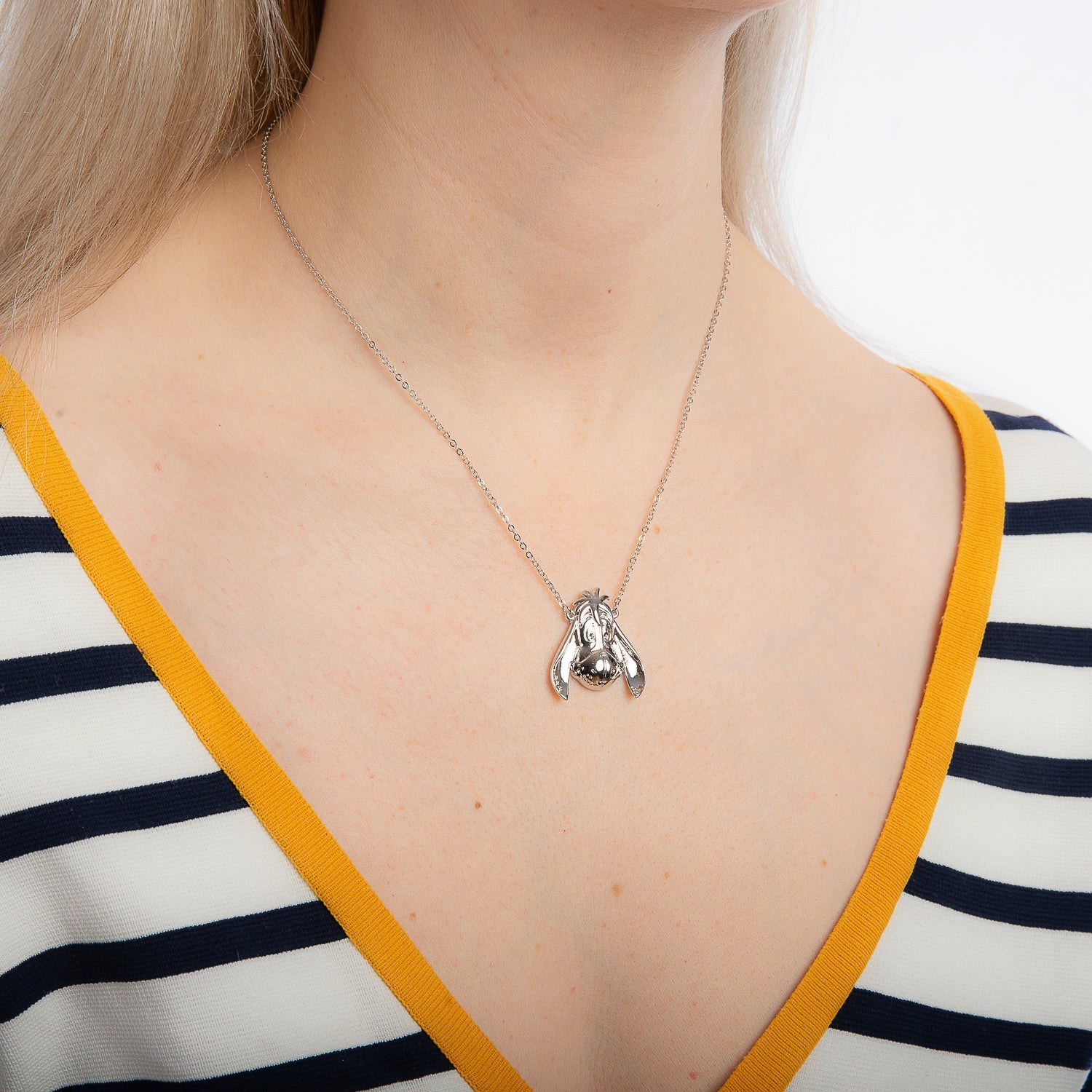 Disney_Winnie_The_Pooh_Eeyore_Necklace_on_Model