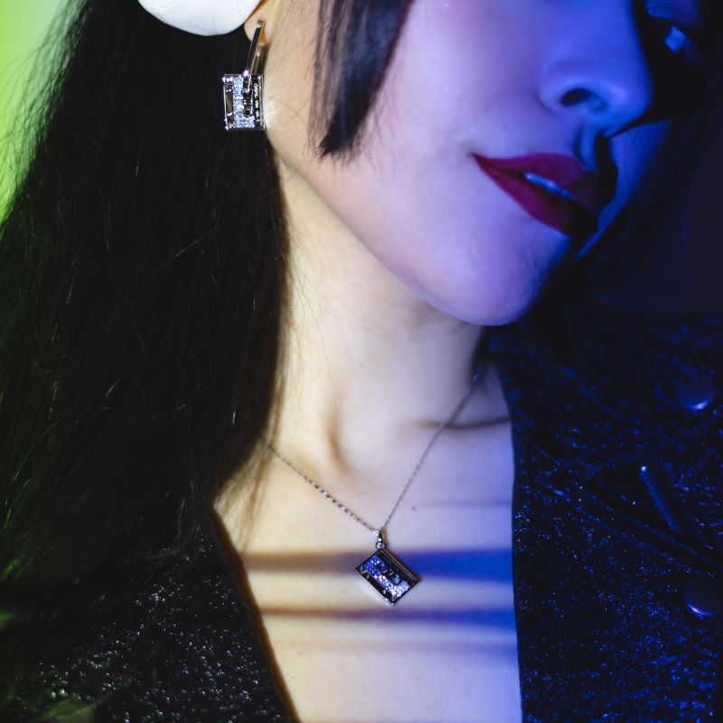 Marvel_Guardians_of_the_Galaxy_Crystal_Earrings_Necklace_worn_on_Model_Couture_Kingdom